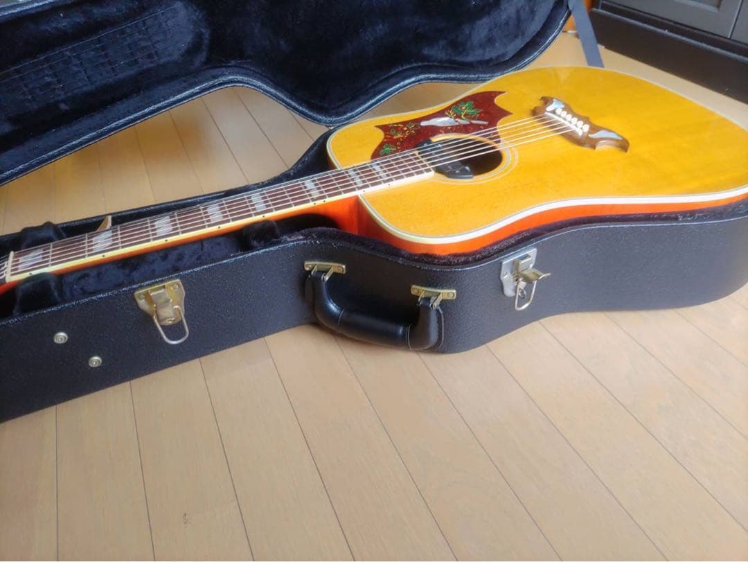 美品希少品　Gibson Dove custom2015年製