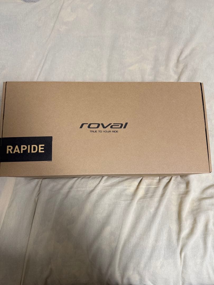 ROVAL RAPIDE COCKPIT マットカーボン/グロスブラック