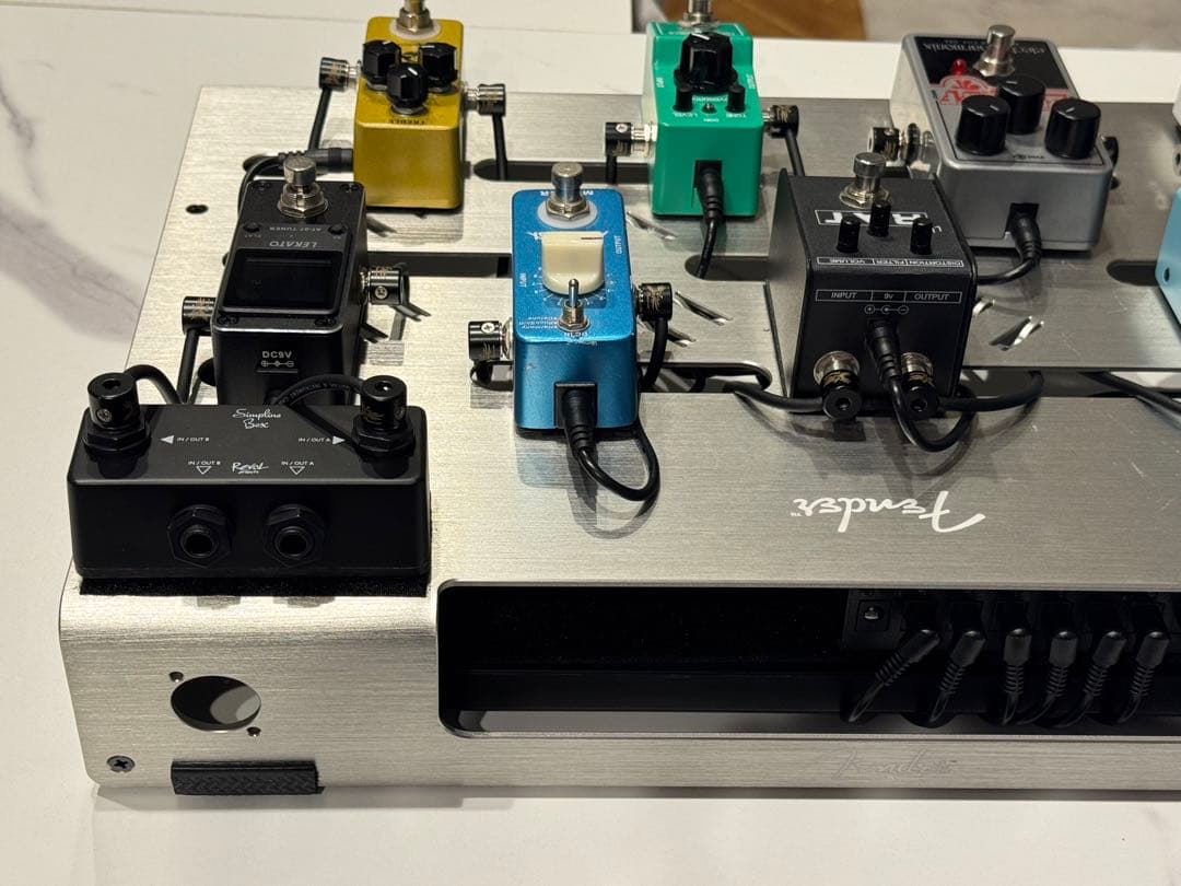 れ*ん様 【9/13まで値下げ】ギター　エフェクター　ボード組みまとめ売り