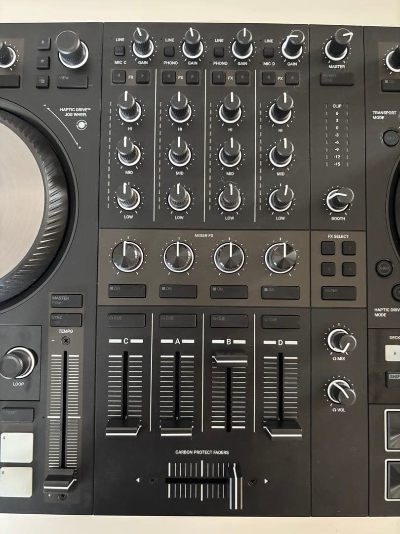 TRAKTOR KONTROL S4 MK3コントローラー