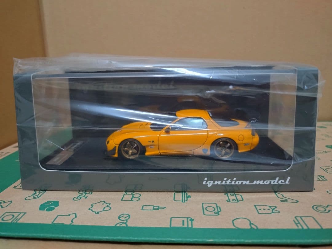 イグニッションモデル 1/43 FEED FD3S