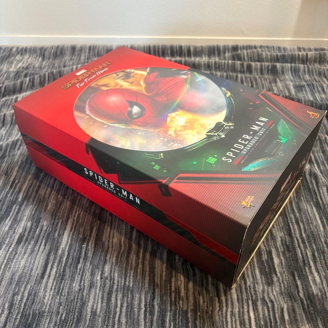 【未使用級極美品】HOTTOYS スパイダーマン アップグレードスーツ