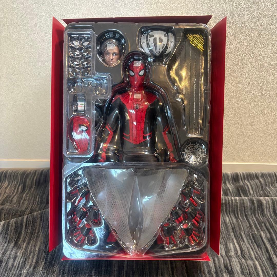 【未使用級極美品】HOTTOYS スパイダーマン アップグレードスーツ