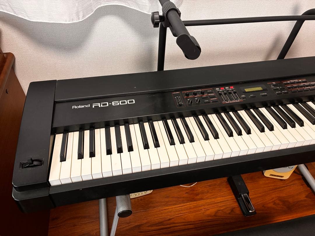 Roland RD-600 88鍵 デジタルピアノ+DP−10ダンパーペダル