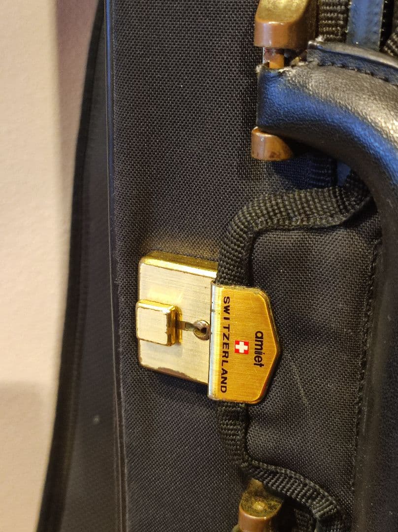 amiet SWITZERLAND バイオリン ケース 4/4 ハードケース 弦