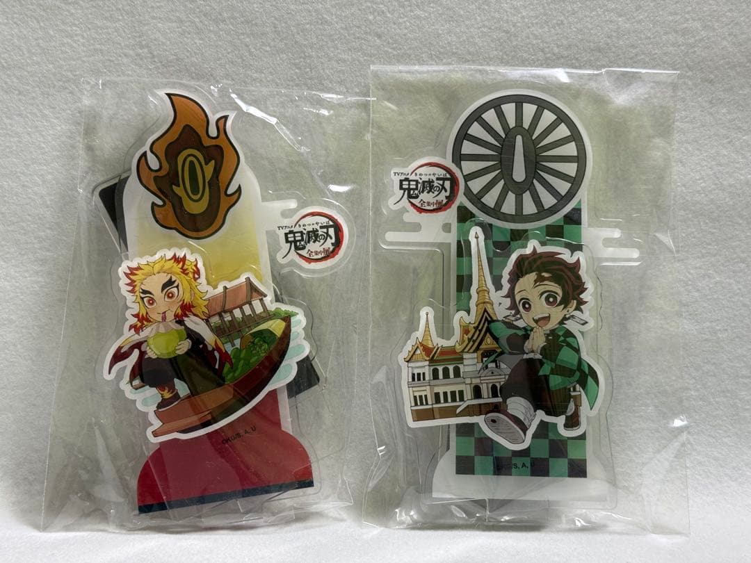 ★ 鬼滅の刃　全集中展　タイ　バンコク　アクリルスタンド　煉獄　炭治郎
