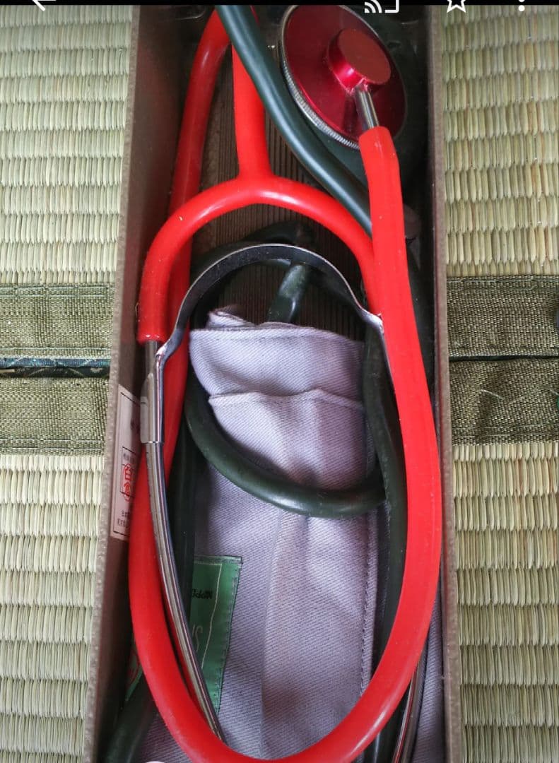 昔の水銀血圧計