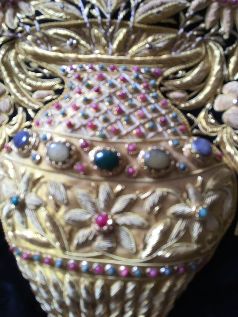 美品レア物タペストリー￼300個以上宝石と金糸刺繍絨毯 豪華一点物　ドバイ貴族