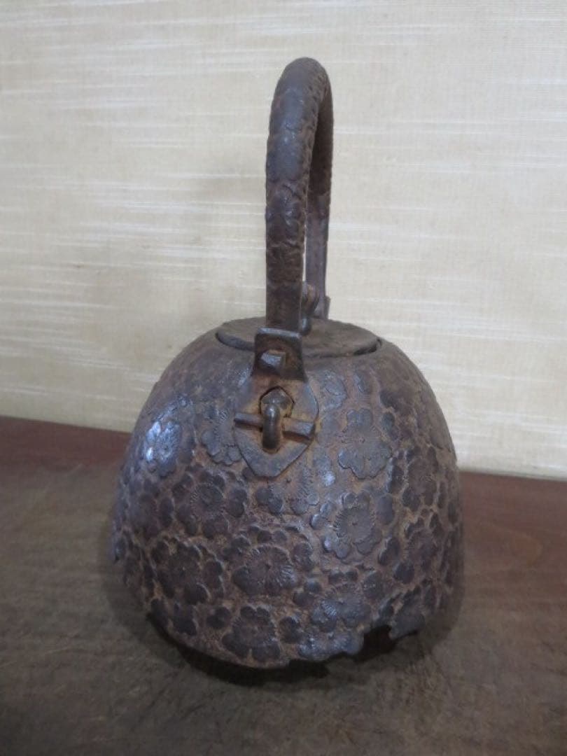 （秋田大吉）半砂鉄の南部の古い桜釜