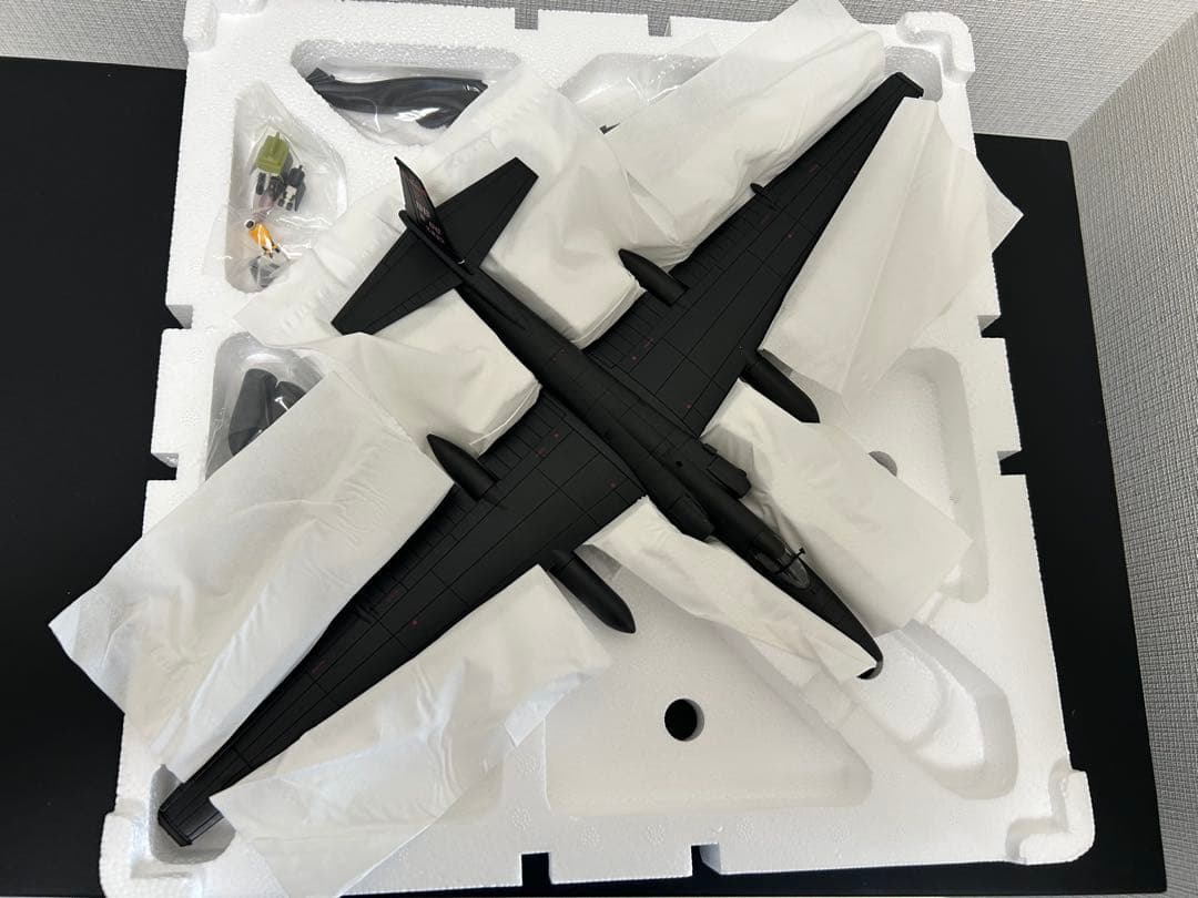 ホビーマスター 1/72 Lockheed U-2 \"Dragon Lady\"