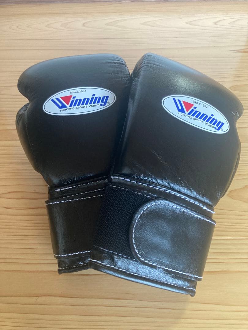 Winning ボクシンググローブ 8oz MS-200B ブラック