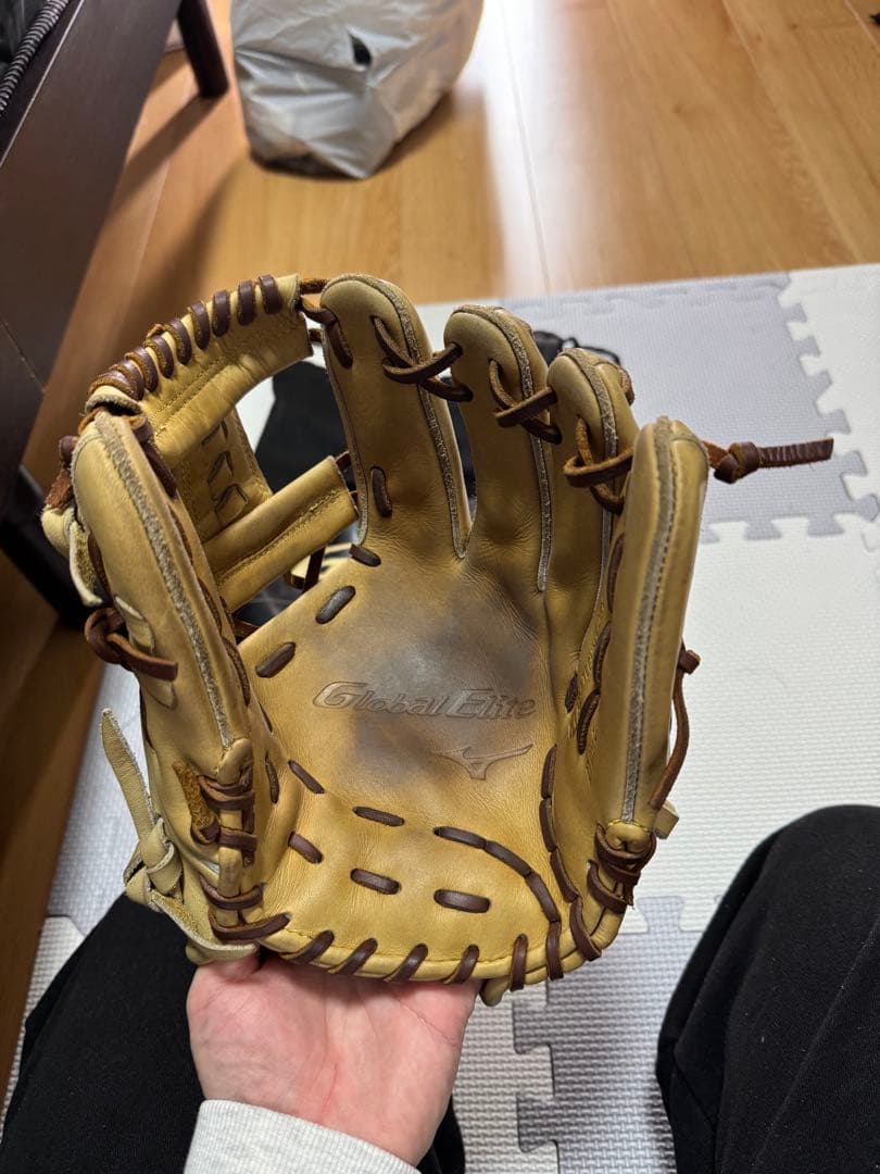 Global Elite 硬式グローブ ベージュ 収納袋付き