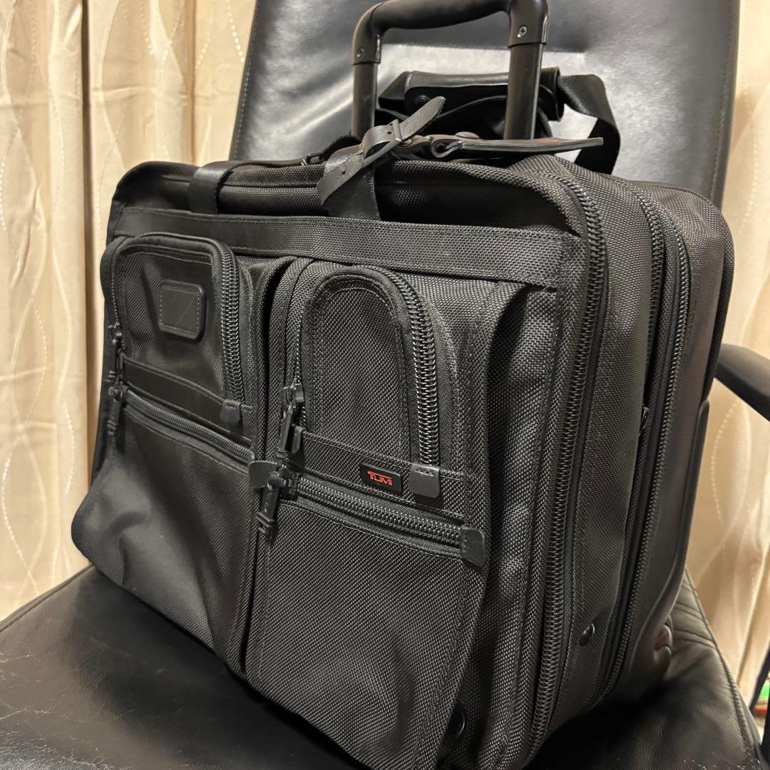 じゅん　TUMI 26103DH 難有り　拡張可　ビジネス 出張 旅行