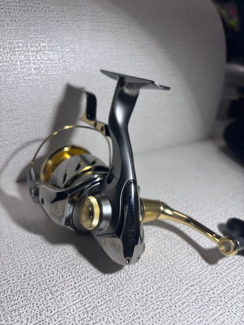 リール BB-X TECHNIUM Mg C3000DXG