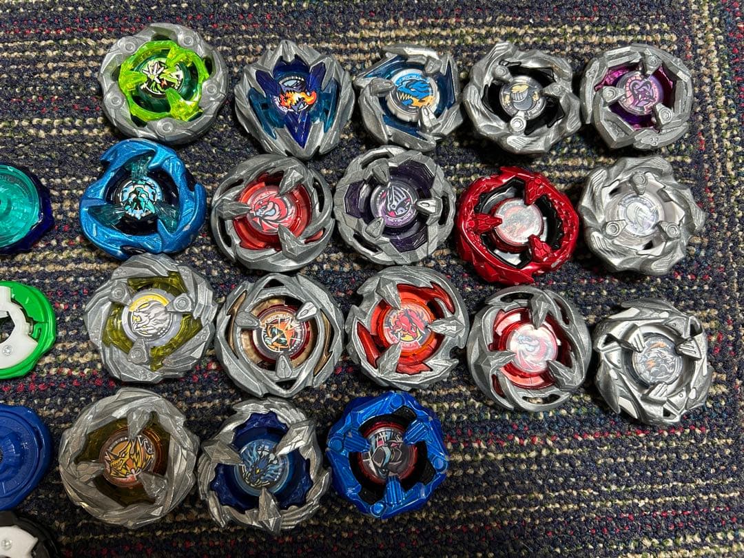 ベイブレードセットx ベイスタジアム付き