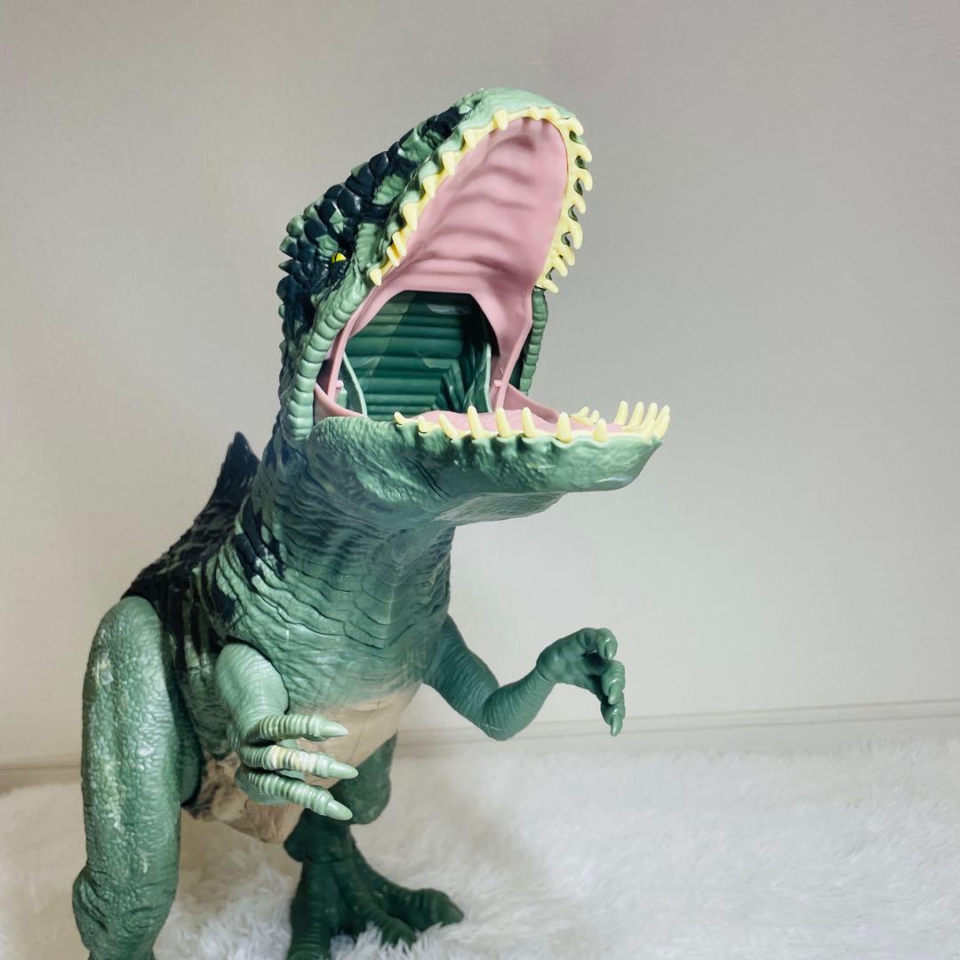 【極美品】ジュラシックワールド ギガノトサウルス GWD68 全長99cm