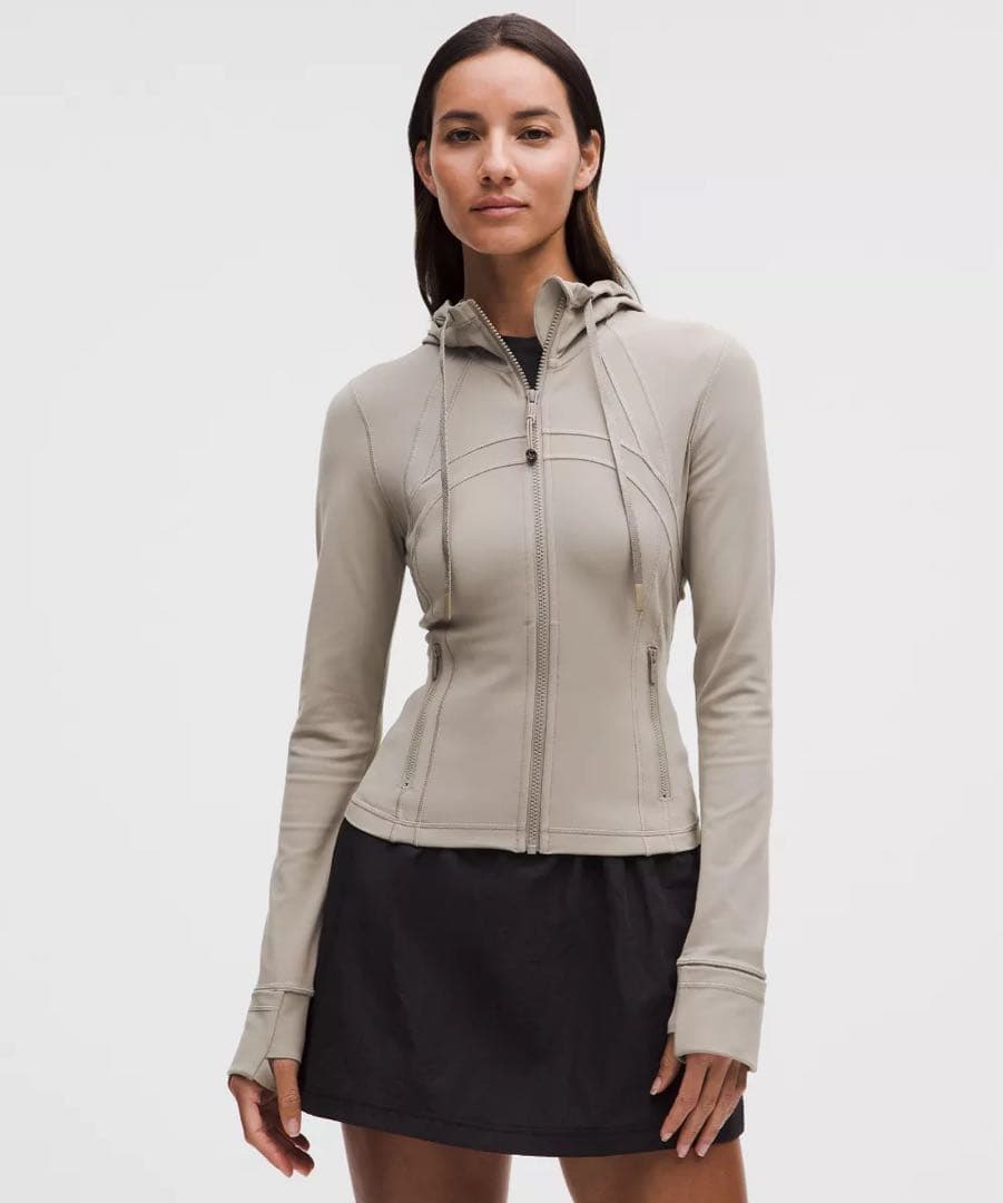 ルルレモン Define フード付きクロップド サイズ8