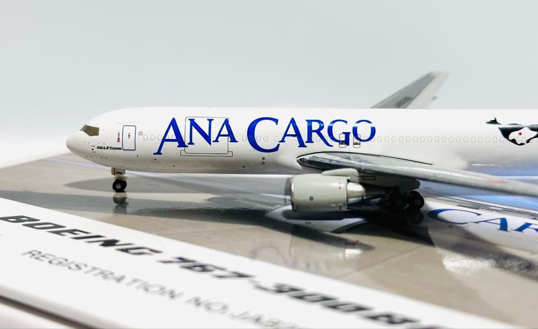 全日空商事 1/400 B767-300BCF ANAカーゴ NH40019