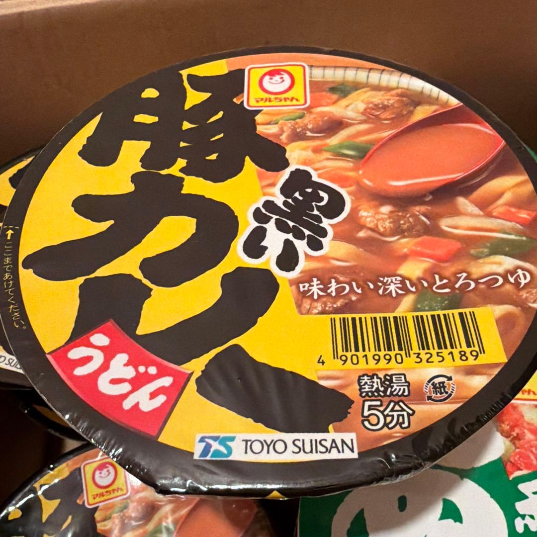 ミキ　お年玉セット　マルちゃん 36個　おみそ汁4袋　コストコバック1個
