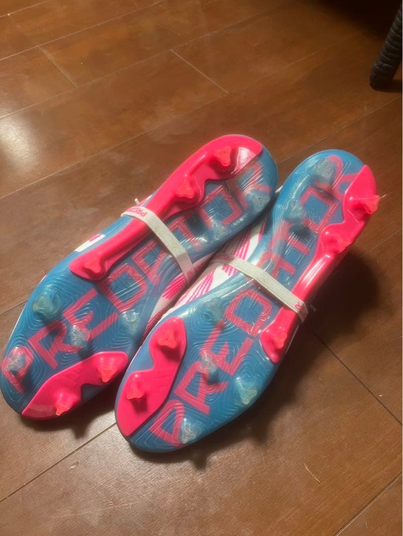 adidas Predator サッカーシューズ ホワイト/ピンク