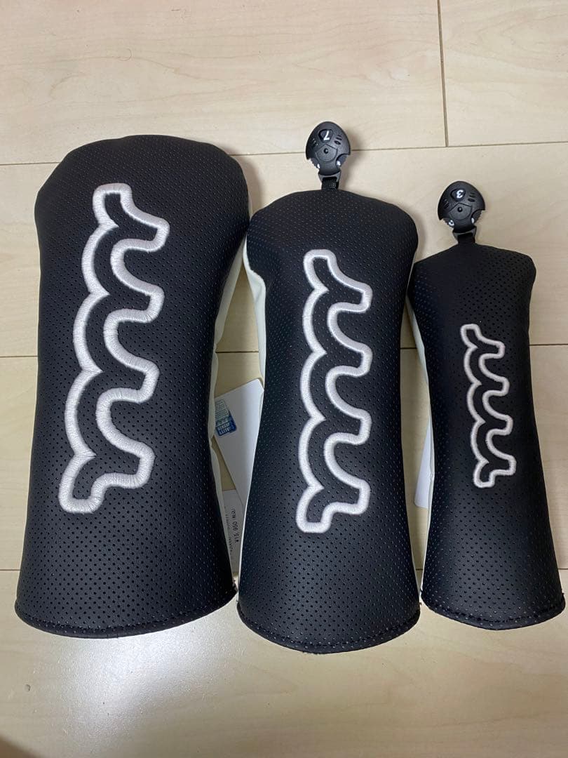 MUTA スタンド式キャディバッグ ホワイト×ブラック