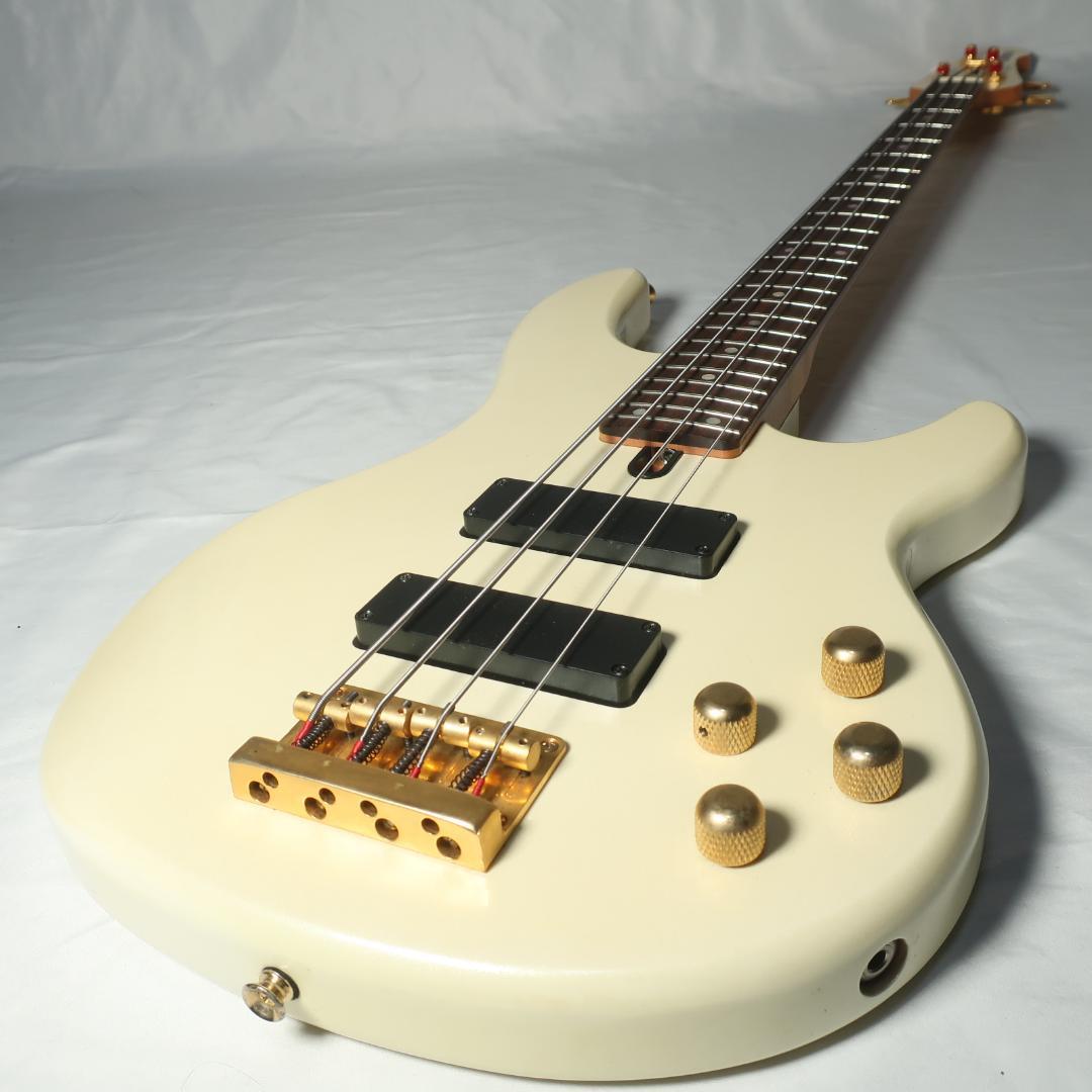 美品 難あり YAMAHA BB-G4S エレキベース ケース付 弦交換済