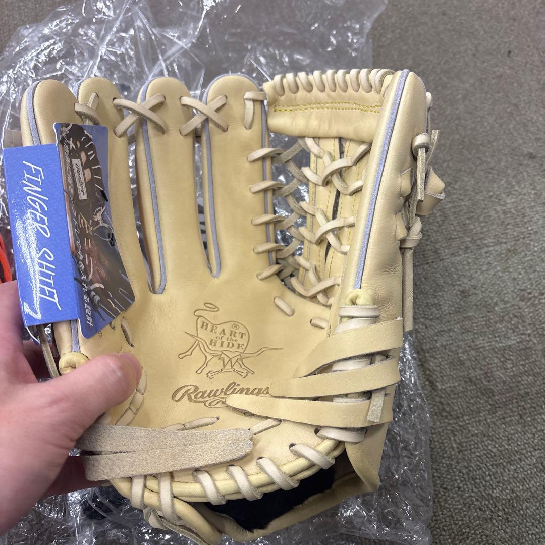 アシックス、エスエスケイ、ローリングス硬式グラブ左投げ用３個セット