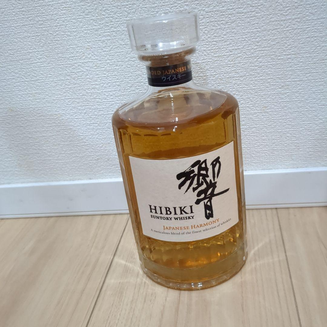 サントリー　響　SUNTORY　新品未開封　ウイスキー