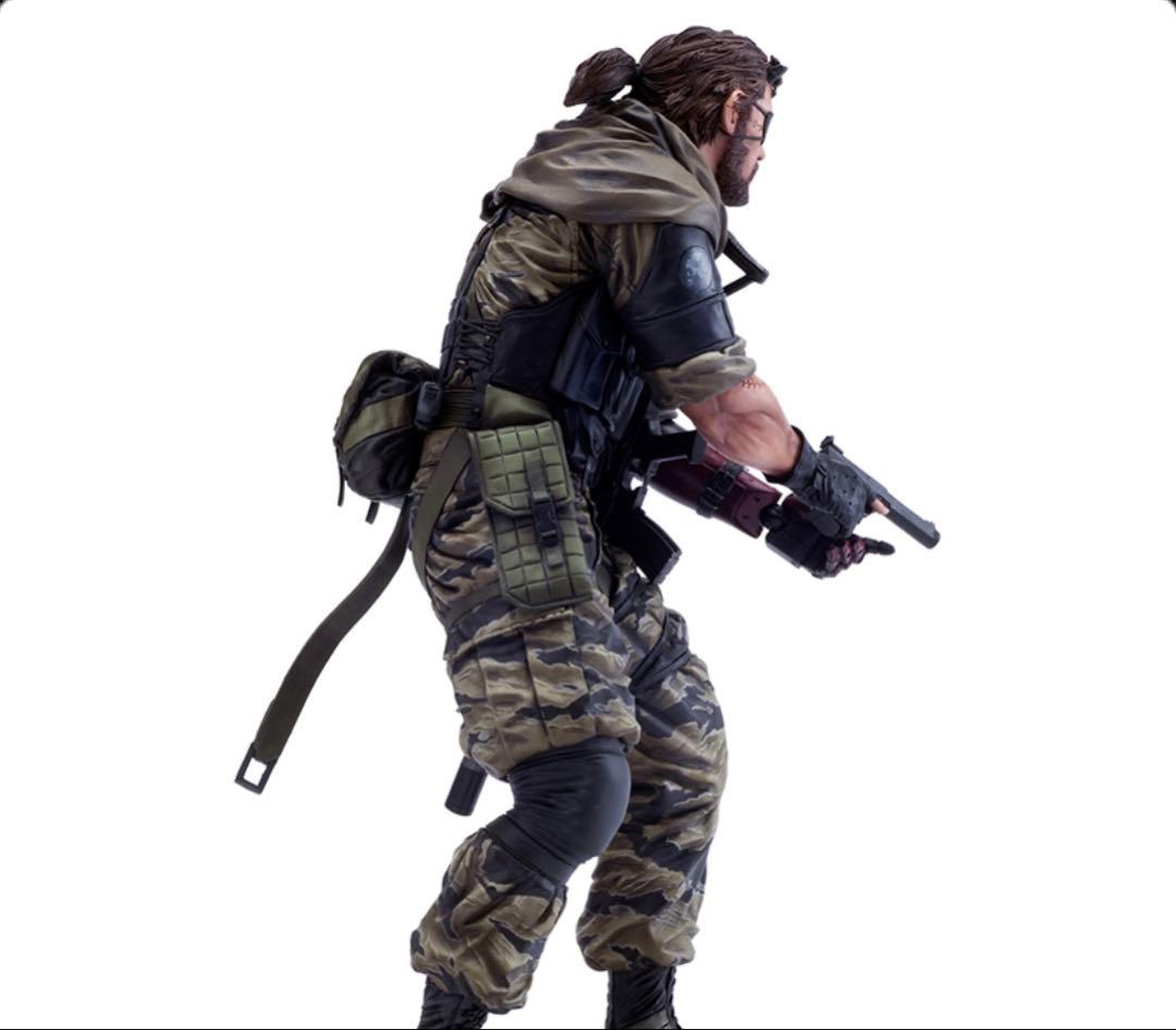 mensHdge technical statue ヴェノムスネーク