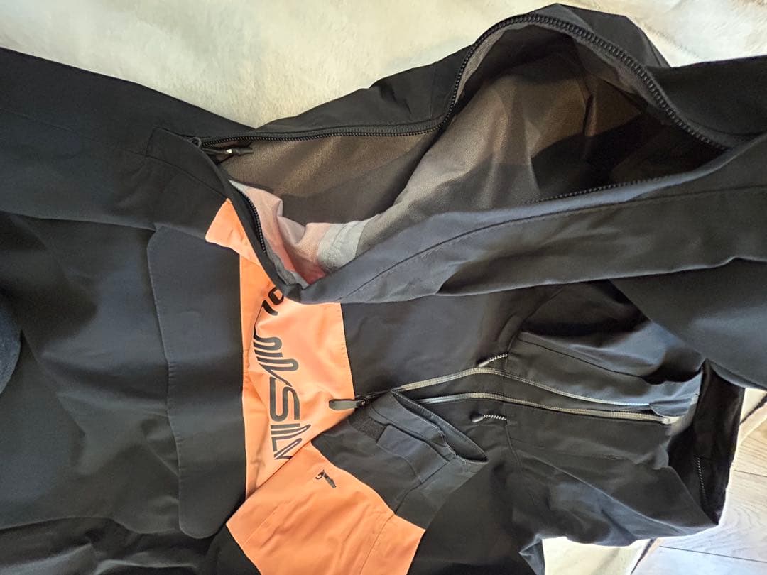 Quiksilver スノーボードウェア 上下セット