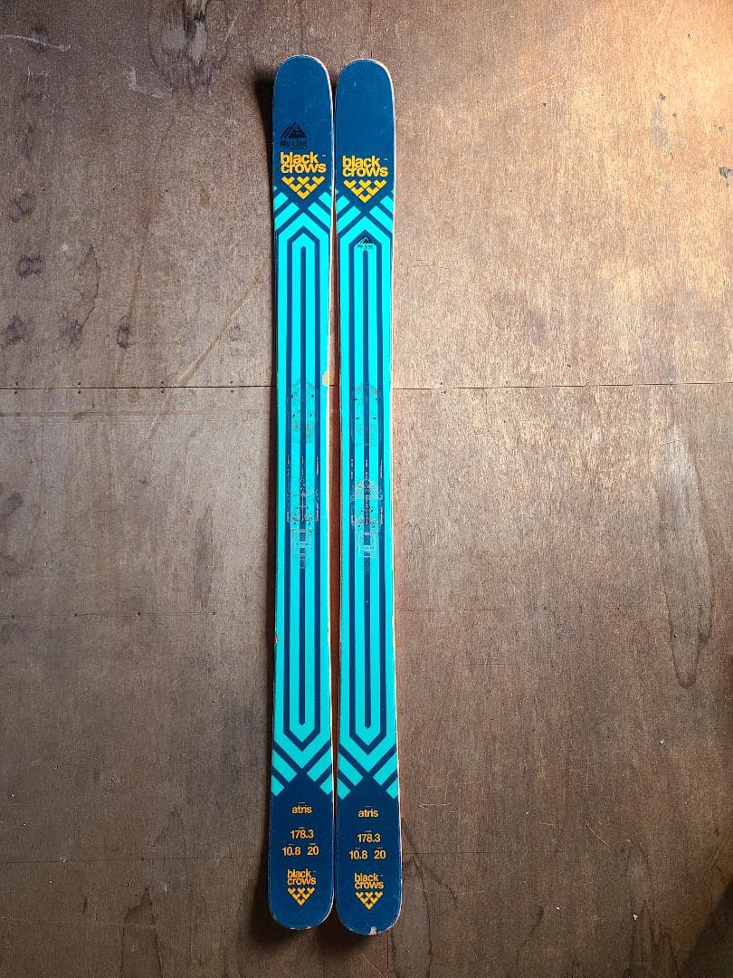 スキー 178.3 BLACK CROWS ATRIS 10.8