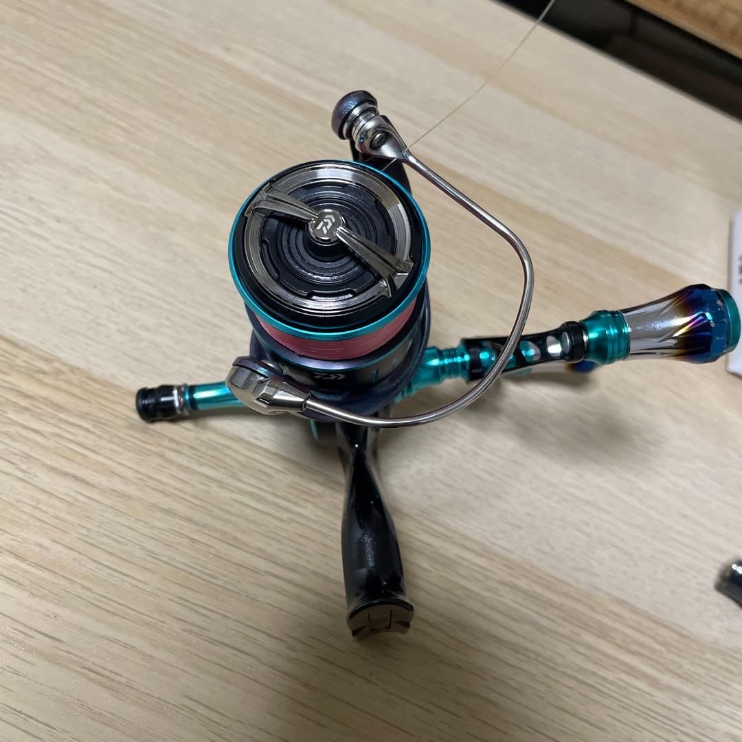 Daiwa エメラルダス RX LT2500 スピニングリール