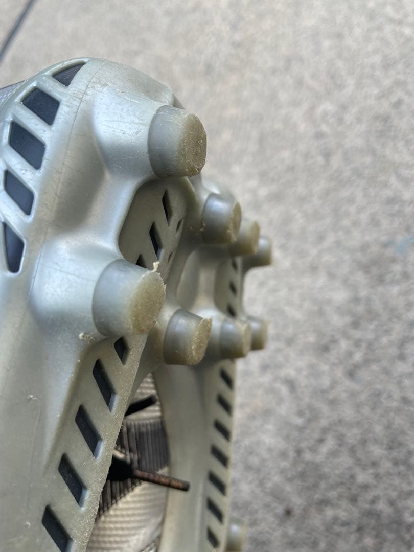 【ゴリラのパパ】ミズノ モレリアネオ3 β シルバー MIZUNO MOR