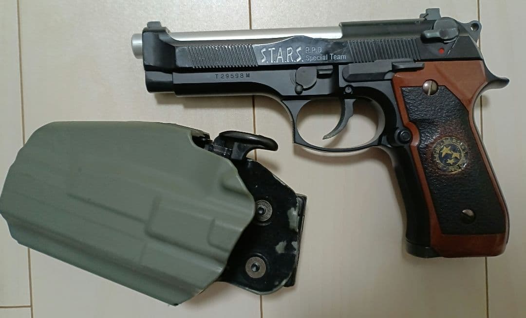 【中古品】東京マルイ ガスガン「サムライエッジ」＆ホルスター付き