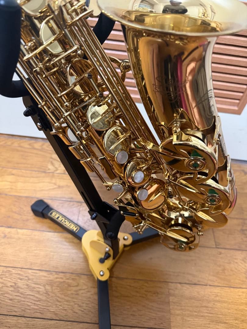 アルトサックスA2000GPシルフィード（シャイニーケース付き）