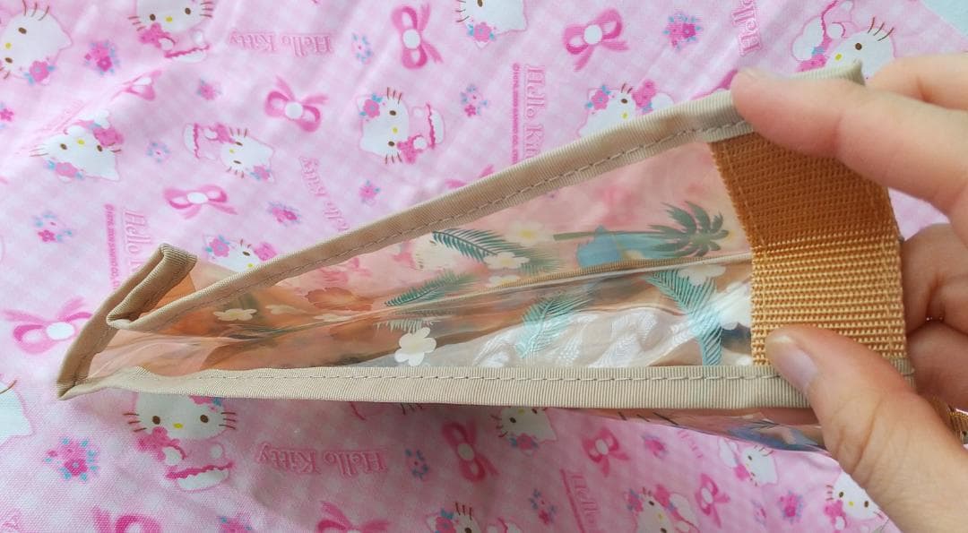 日焼けキティ　ダニエル　ビニールトートバッグ　ハイビスカス　ハワイ　アロハ