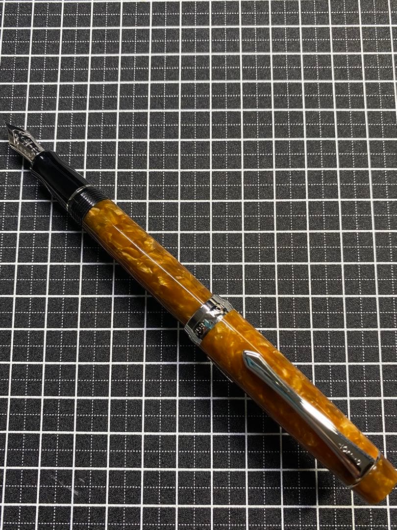 PILOT CUSTOM LEGANCE Brown 万年筆　字幅F