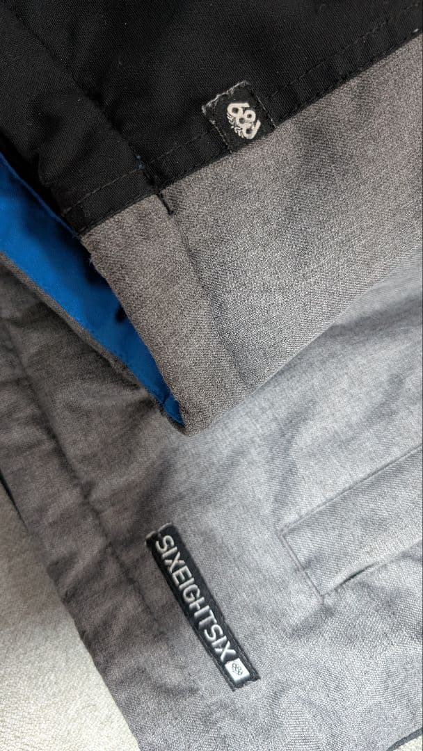 686 SIXEIGHTSIX スノーボードウェア ジャケット ブラック グレー