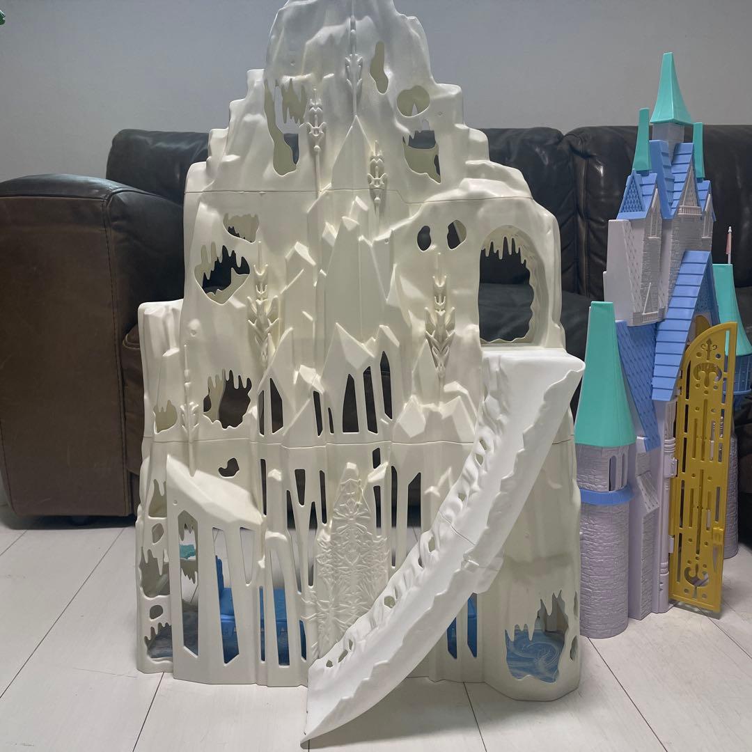 レア！ディズニー　アナと雪の女王　氷のお城と宮殿プレイセット❄︎