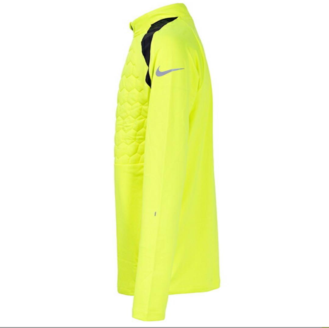 モ*ー様 Nike Therma-Fit ハーフジップドリルトップ ストライクK