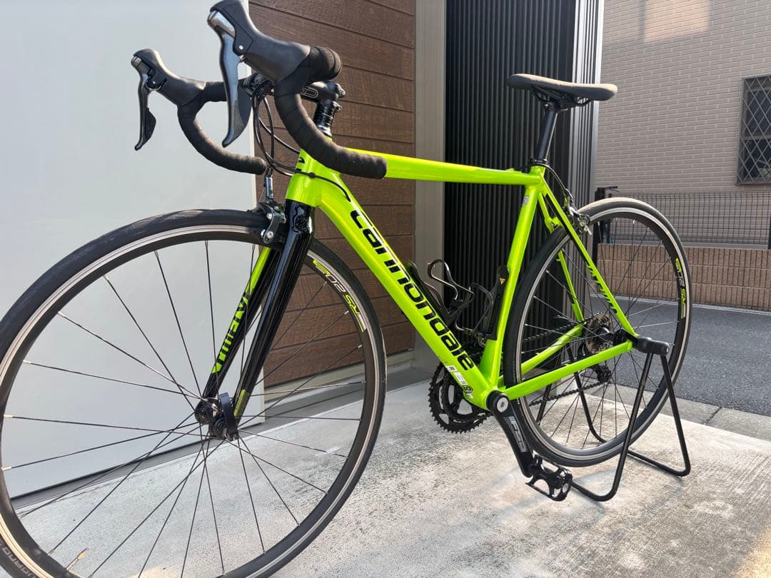 【けい】CANNONDALE CAAD12 TIAGRA ロードバイク