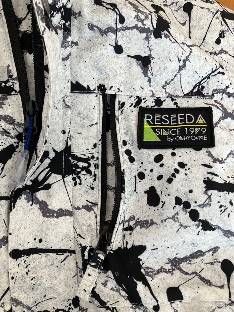 未使用、子ども用スキーウェアセット 140