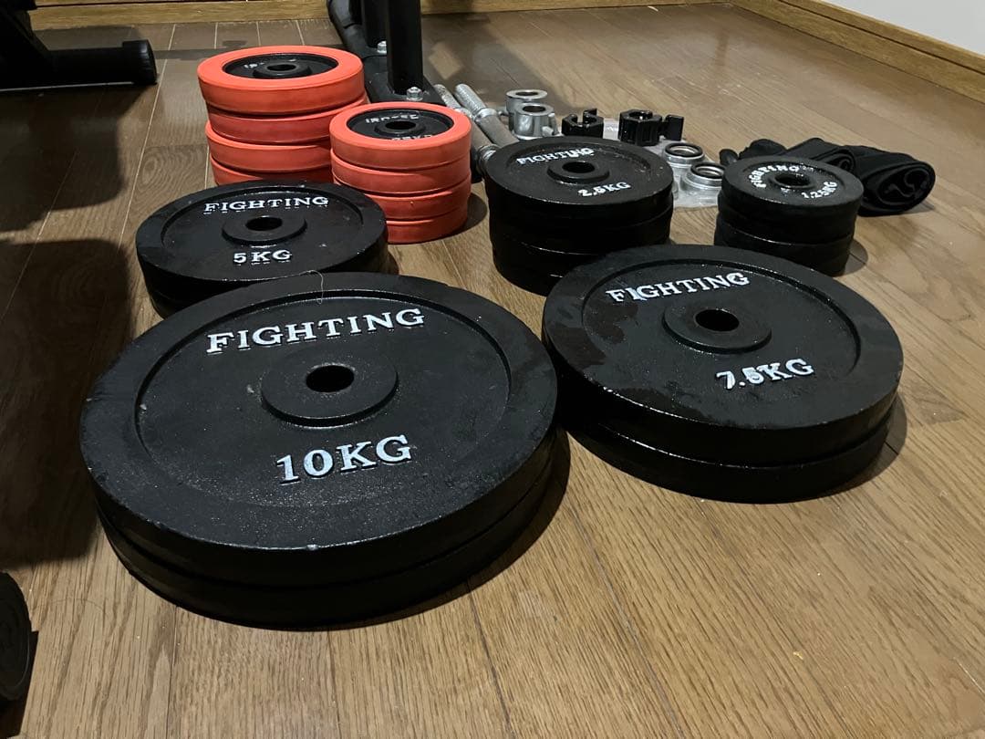 シ*ロ様 ウェイトプレートセットとベンチプレス