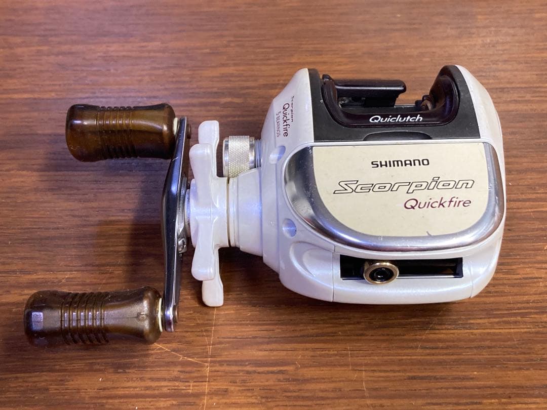 リール SHIMANO Scorpion Quickfire