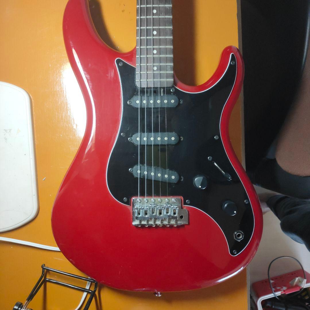 YAMAHA SE203 エレキギター