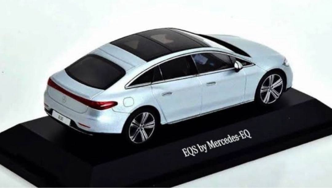 新品 1/43 メルセデスベンツ純正 ヘルパ メルセデスベンツ EQS シルバー