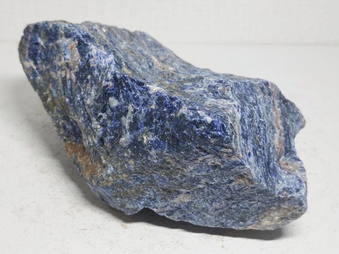 ソーダライト 2.6kg ラピスラズリ 原石 鑑賞石 自然石 鉱物 誕生石 水石