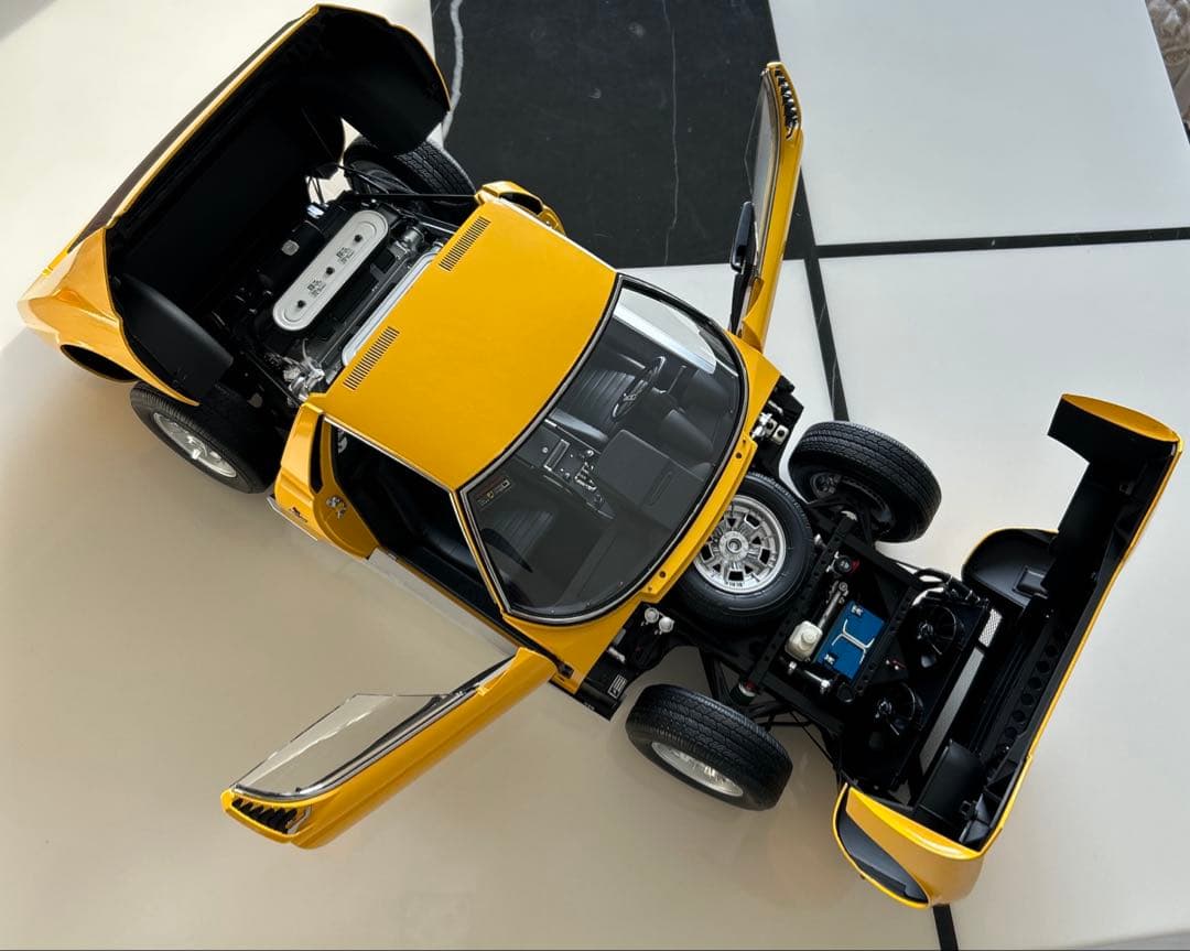 貴重品❗️1/8 ランボルギーニ ミウラ イエローコレクションとしても高い価値