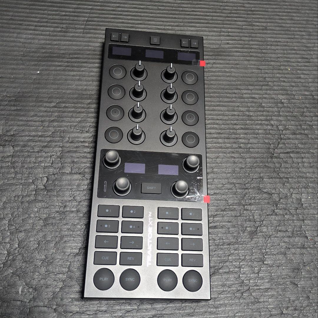 DJ機材 traktor X1 mk3