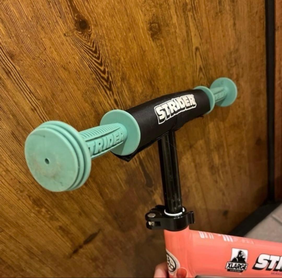 子供　ストライダー　キックバイク　美品